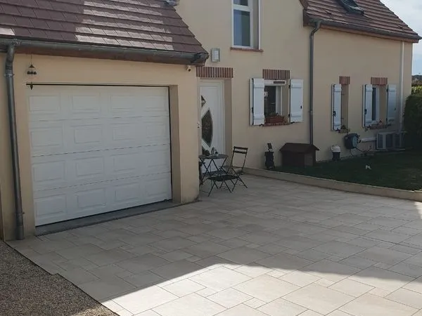 Maison 5 chambres. Bien rare sur Moneteau