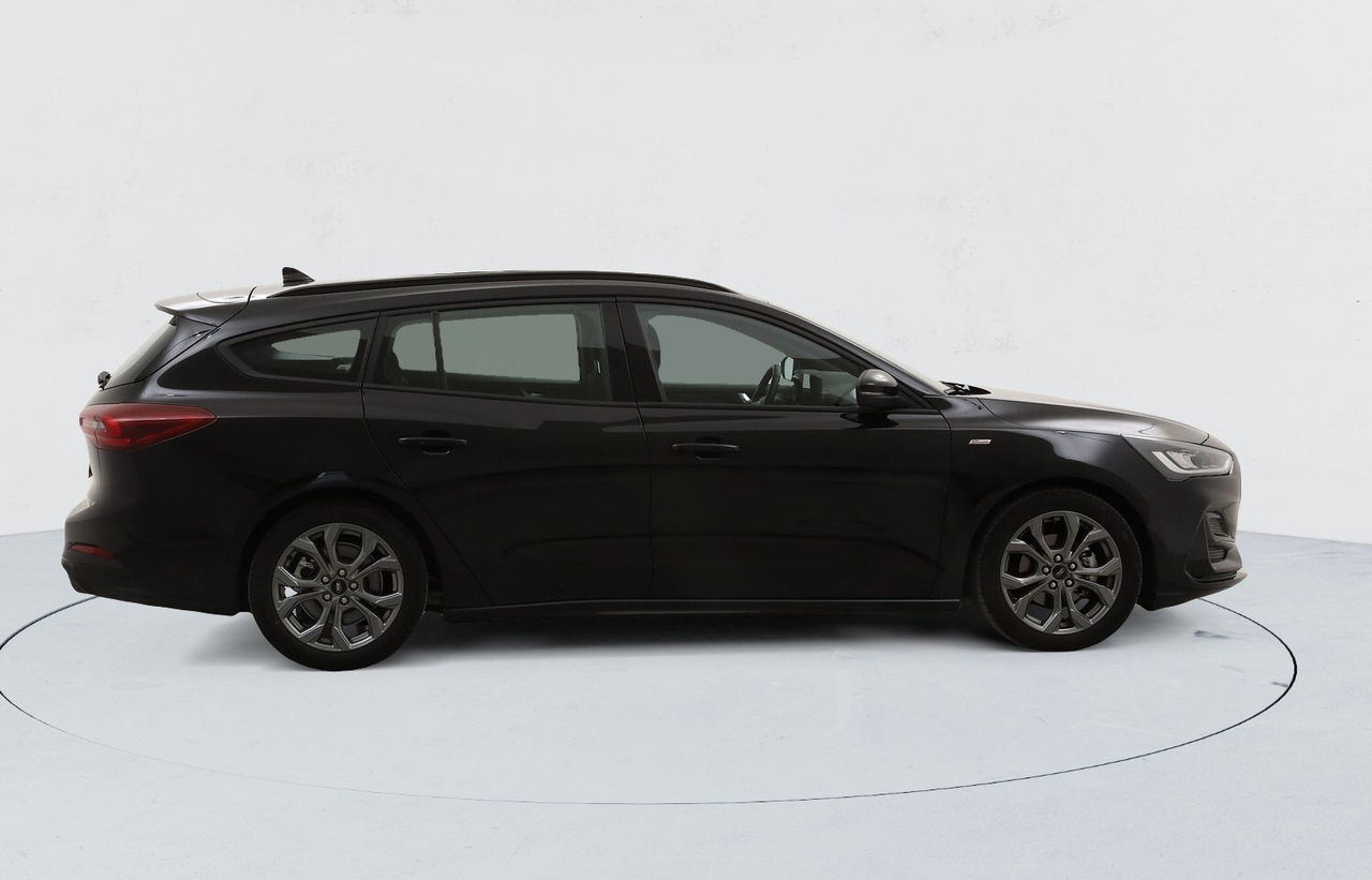 Ford Focus SW — photo 5