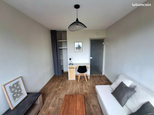 Studio meublé 21 m2 450 CC