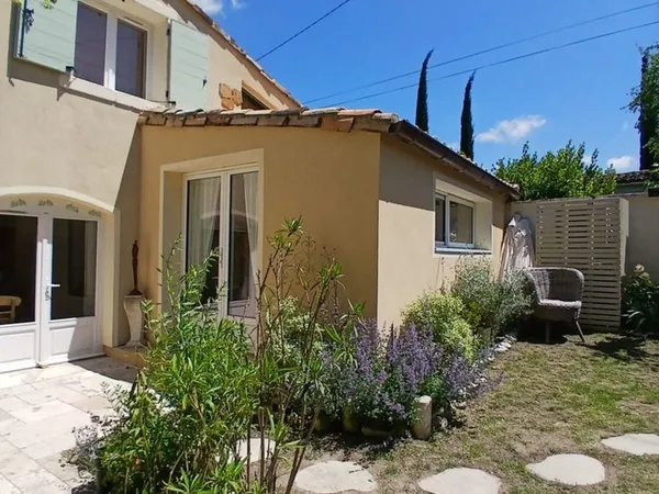 Appartement 1ch.-Piscine-Jardinet-Parking