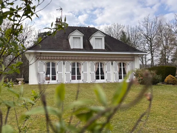 Maison 5 pièces 200 m²