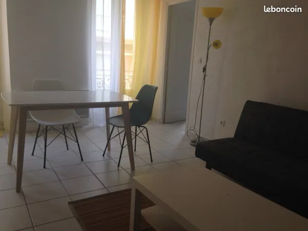 Toulon Mairie T3 meublé