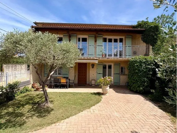 Maison 200m2 au calme