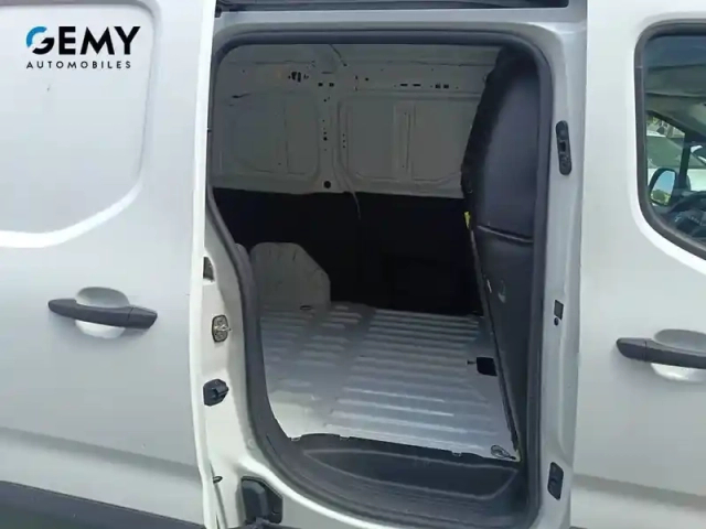 Peugeot Partner fourgon standard 650 kg puretech 110 s&amp;s bvm6 — photo 10