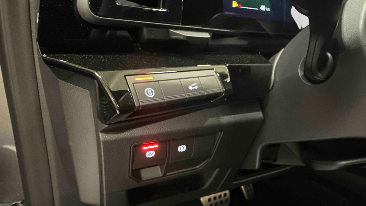 Renault Austral full hybrid E-Tech 200 ch — photo 15