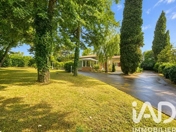 Maison de plain-pied 5 pièces 169 m²