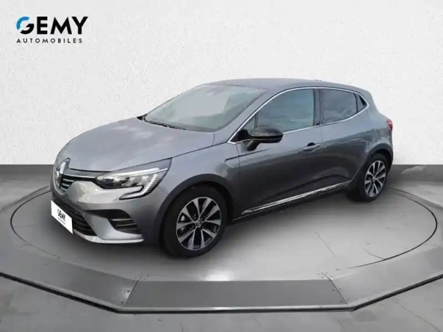 Renault Clio e-tech full hybrid 145