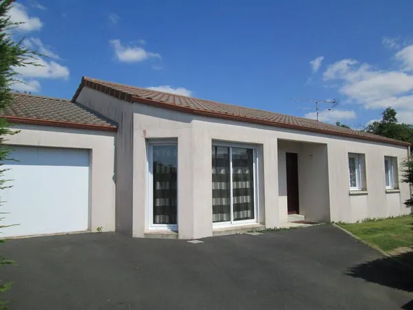 Maison de plain-pied 4 pièces 99 m²