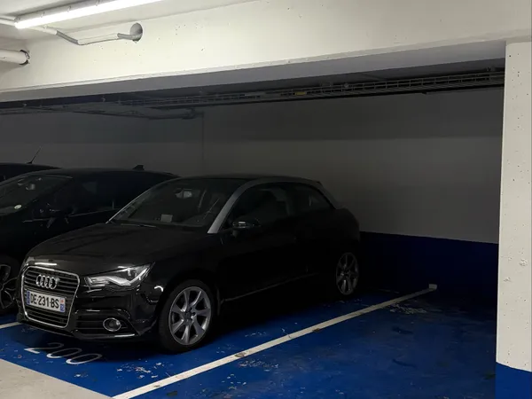 Loue parking