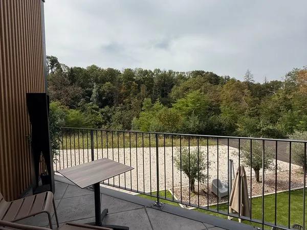 A louer - Bureau meublé 25M2 avec parking Argonay proche axe routier Aravis Annecy nord