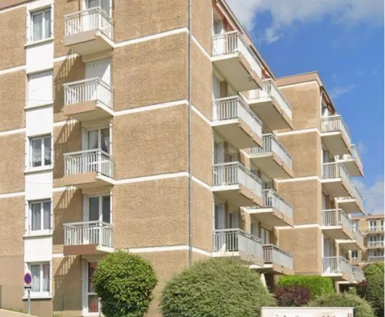 Appartement T2 balcon/cave/garage