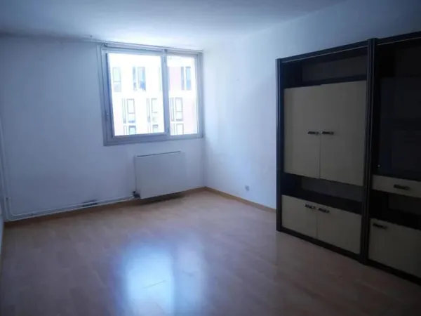 Studio 1 pièce 24 m²