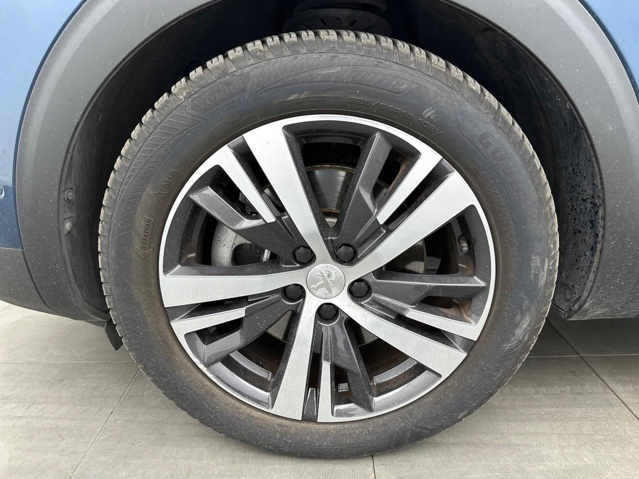 Peugeot 3008 hybrid 225 e-eat8 allure business — photo 14