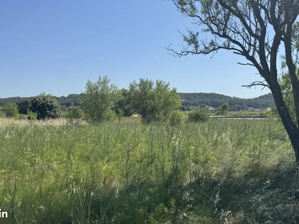 Terrain 392 m² Donzere