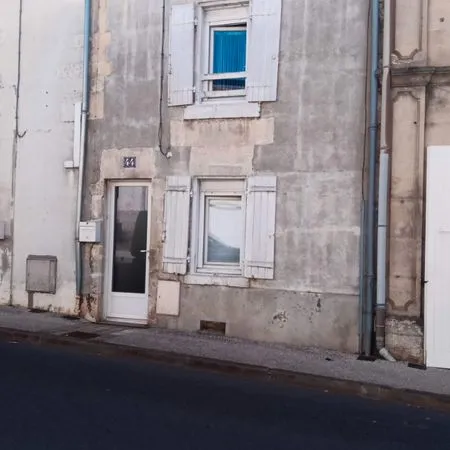 Maison de ville avec courrette
