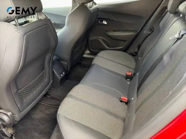 Peugeot 2008 electrique 136 ch — photo 10