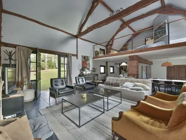 Maison 6 pièces 156 m²