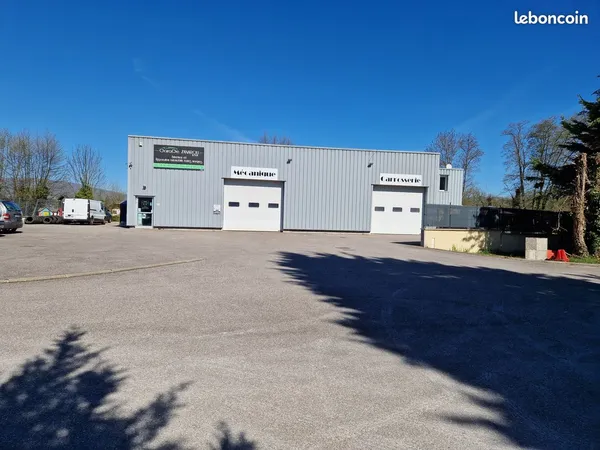 Garage automobile ou Local de stockage ou pour artisan