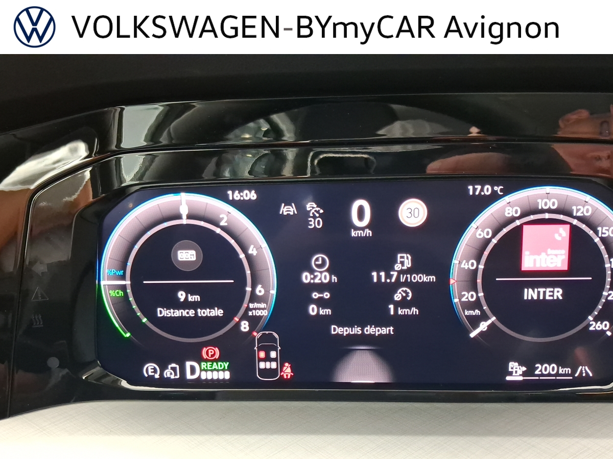 Volkswagen Golf 1.5 eHybrid 204 DSG6 — photo 14