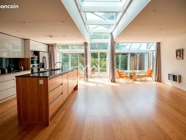 Duplex 4 pièces 142 m²