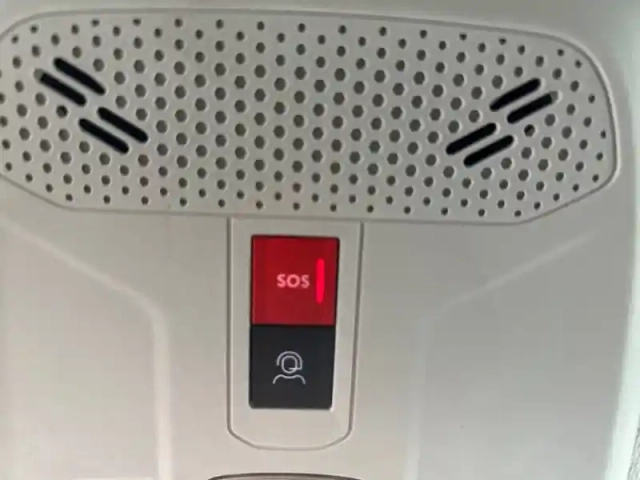 Citroën C4 e- 136 ch automatique — photo 19