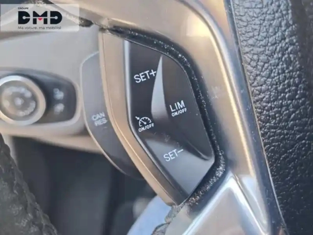 Ford Tourneo Connect 1.0e 100ch stop&amp;start titanium — photo 14