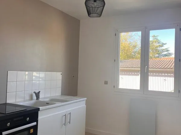 Appartement plein pied à Châtellerault avec place de parking