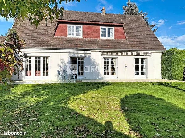 Maison 7 pièces 160 m²