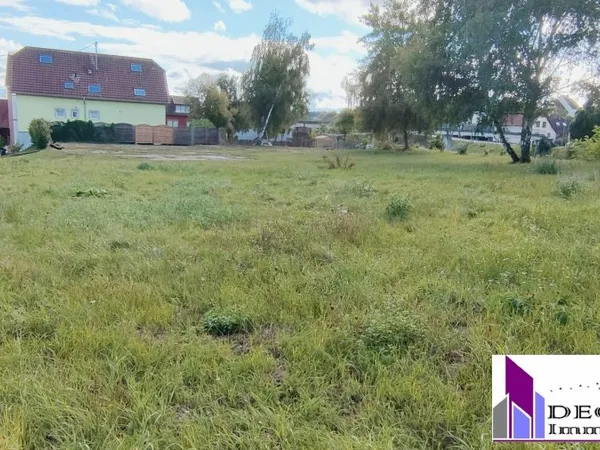 Terrain 1958 m²