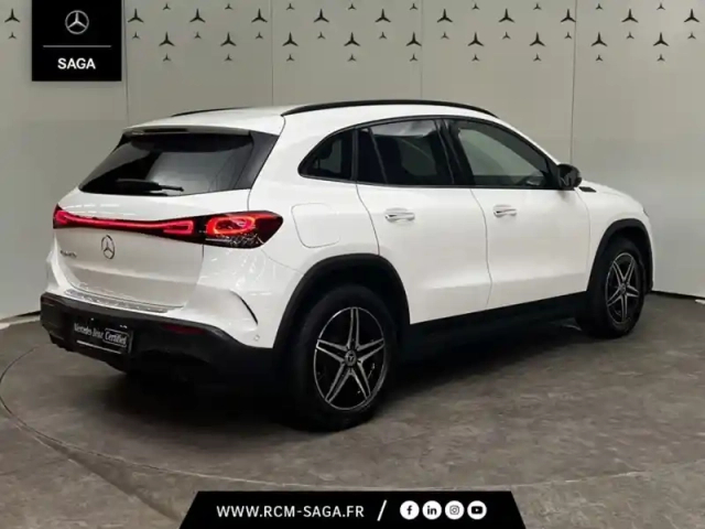 Mercedes Eqa 250 amg line — photo 5