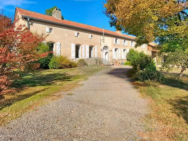 Maison de luxe 8 pièces 281 m²