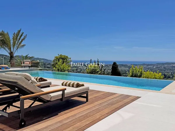 Villa 8 pièces 480 m²