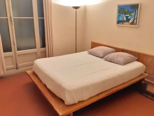 APPARTEMENT 5 PIECES MEUBLEES PROX LYCEE PROVENCE