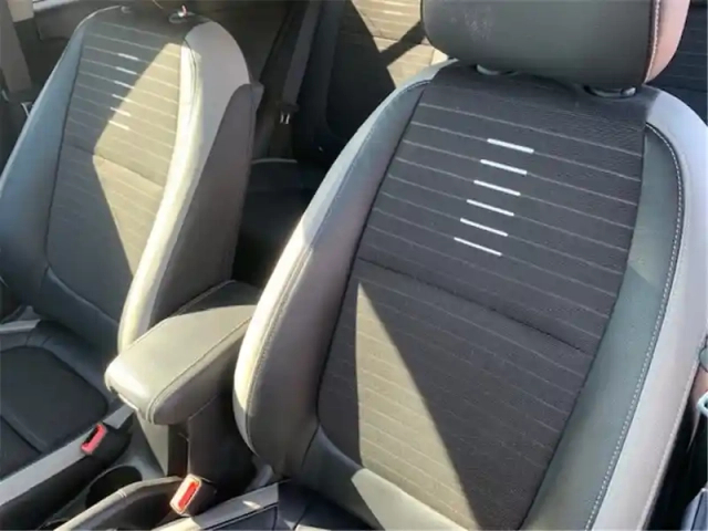 Kia Stonic 1.0 t-gdi 120 ch isg bvm6 — photo 7