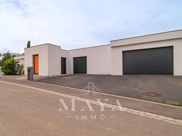 Maison de plain-pied 5 pièces 149 m²