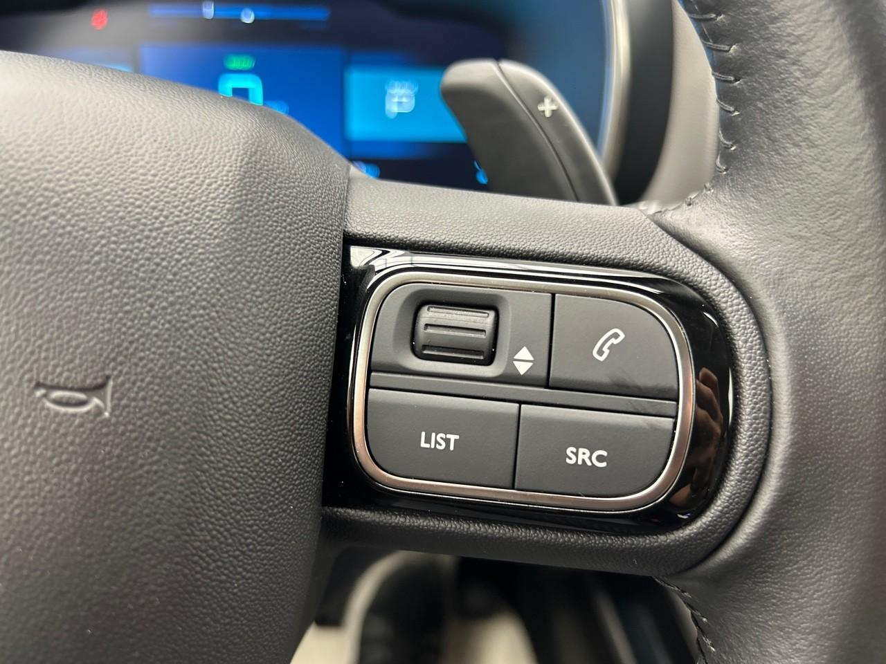 Peugeot 3008 hybrid 225 e-eat8 allure — photo 24