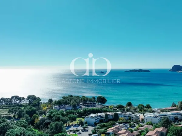 LA CIOTAT - BAGUIER - DERNIER ETAGE 163m2 VUE MER TERRASSE