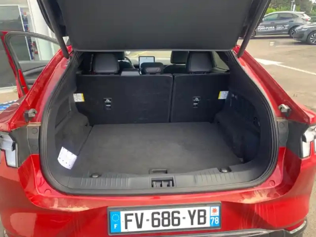 Ford Mustang 269ch standard range 76kwh awd — photo 11