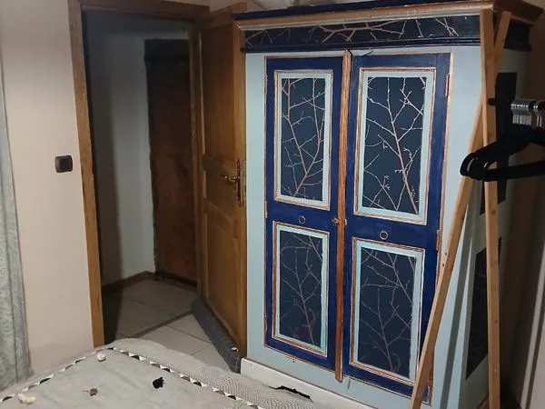 Chambre et salle de bain privées dans appartement de charme du 17eme siecle