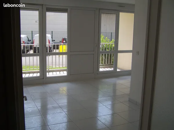 F3 metz devant les ponts 65m²