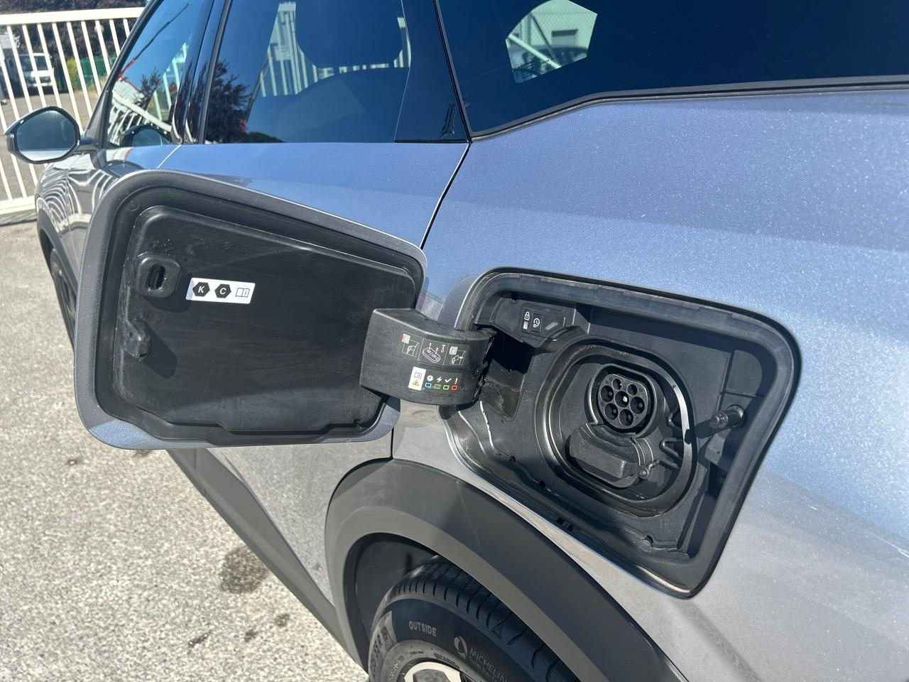Peugeot 3008 electrique 210ch batterie 73 kwh allure — photo 12