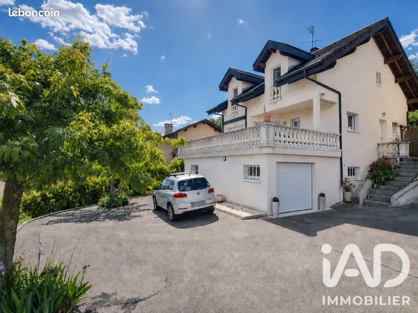 Maison familiale 5 pièces 133 m²