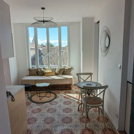 Appartement climatisé avec balcon