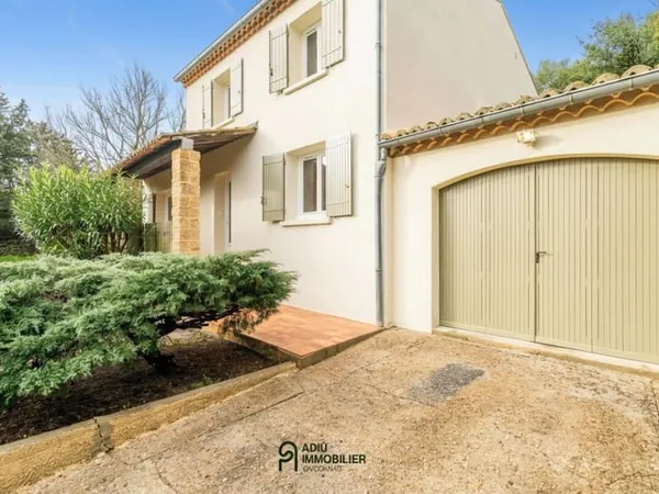 Maison au calme avec vue dégagée à 5 minutes Uzès