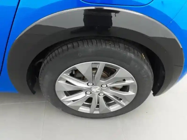 Peugeot 208 electrique 50 kwh 136ch — photo 4