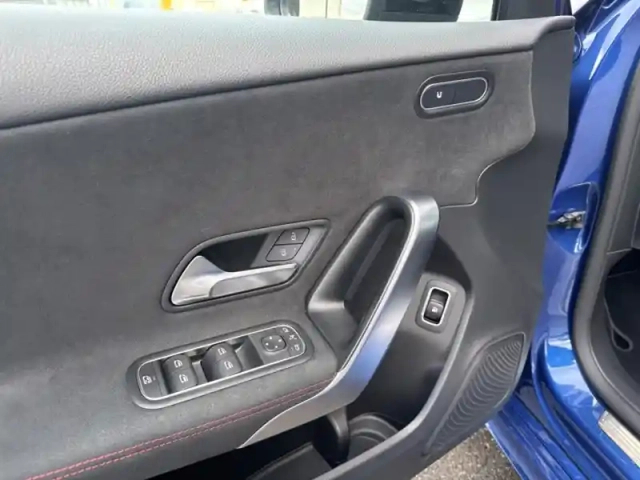 Mercedes Classe A 250 e hybrid eq amg line — photo 17