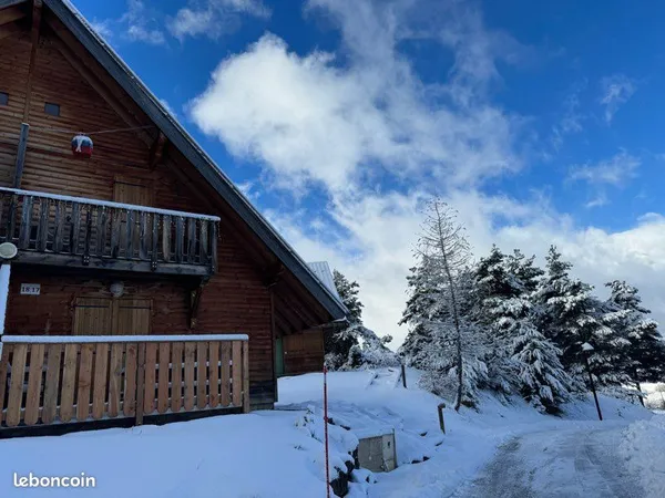 Chalet mitoyen 8pers piscine sauna en station de ski