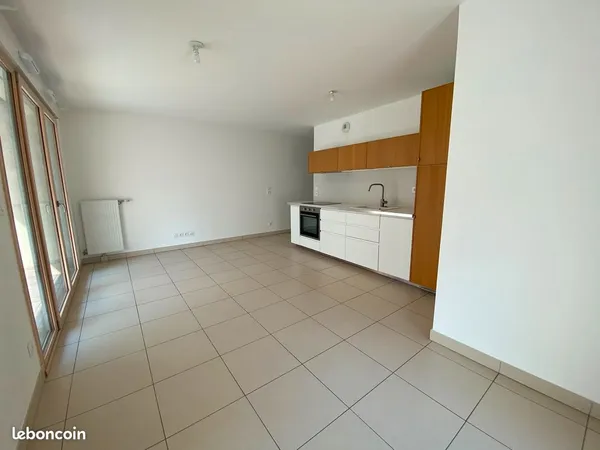 Appartement T3 - avec grande terrasse - Jean Macé