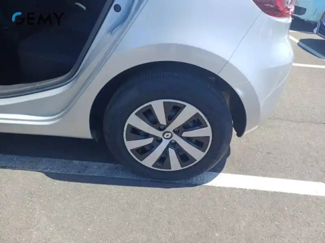 Renault Clio tce 90 — photo 11