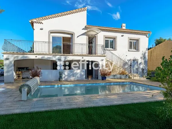 Maison 6 pièces 190 m²